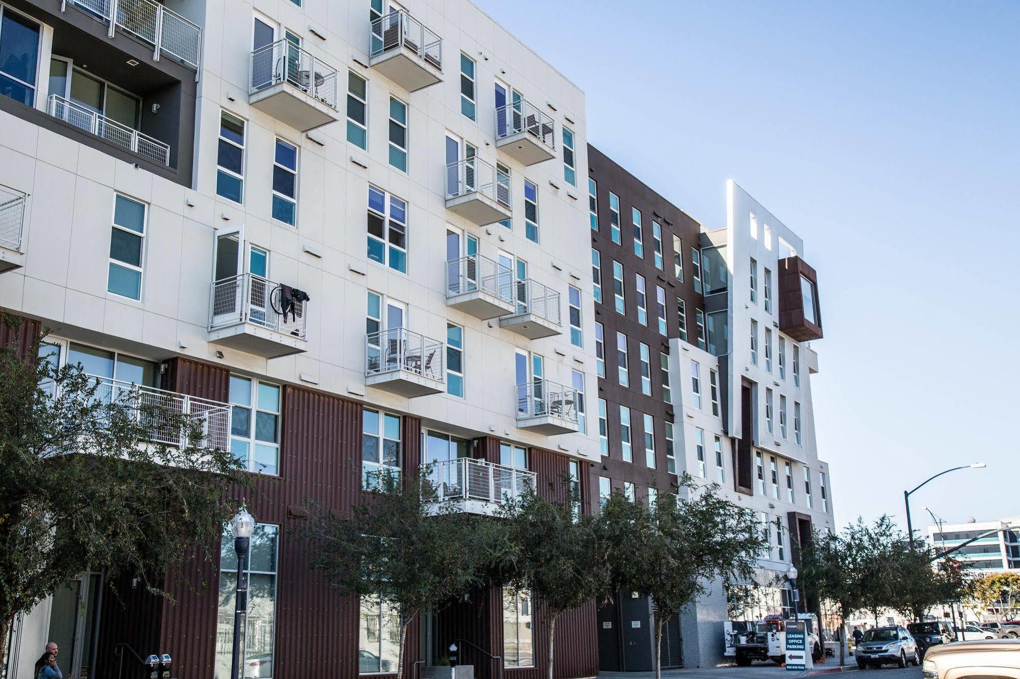 Stylish Apartments In San Diego East Village Eksteriør bilde